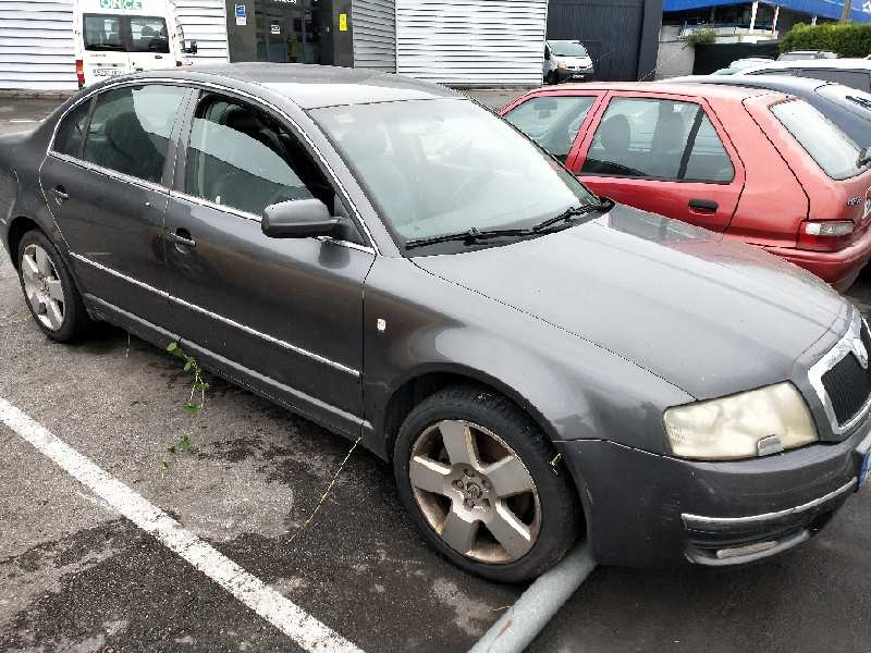 skoda superb (3u4) del año 2002