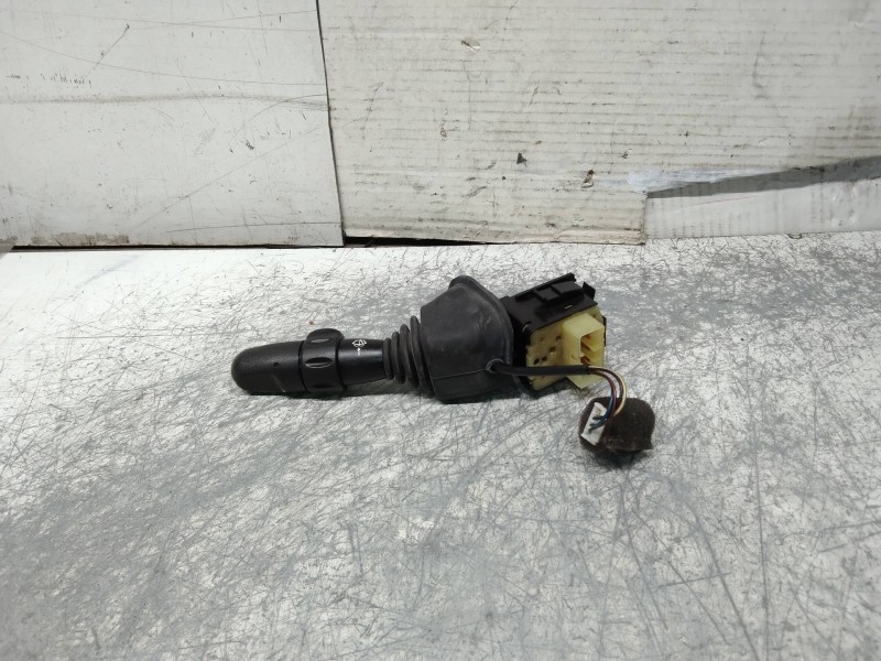 Recambio de mando limpia para chevrolet nubira berlina 2.0 diesel cat referencia OEM IAM 96552842 52133B1000 