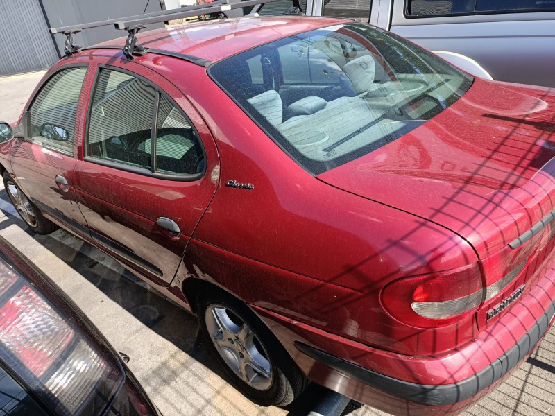 renault megane i fase 2 classic (la..) del año 2001