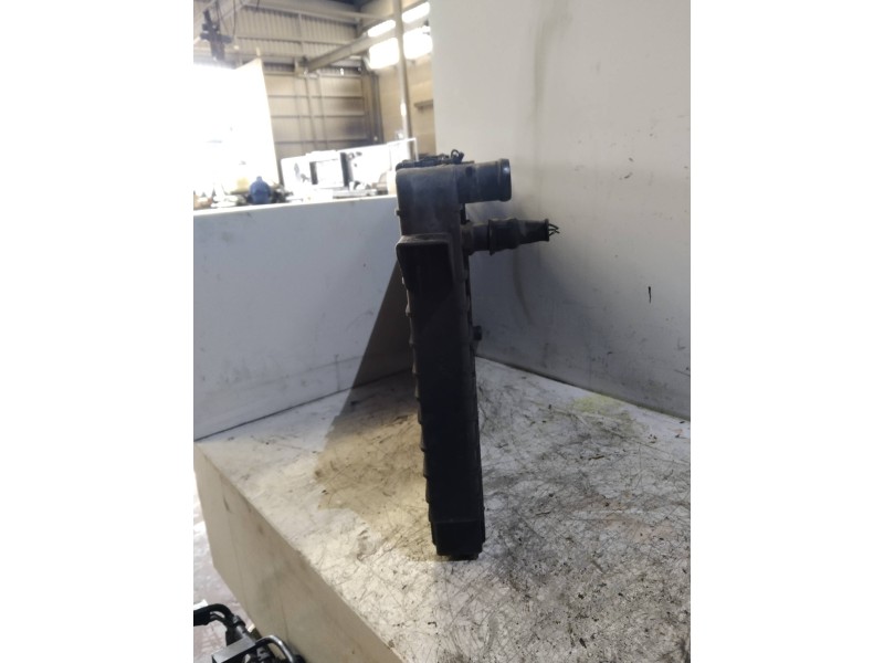 Recambio de radiador agua para audi coupe (8b3) básico referencia OEM IAM   