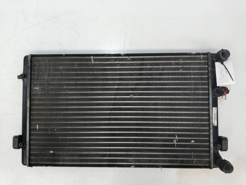 Recambio de radiador agua para audi a3 (8l) 1.6 referencia OEM IAM 1J0121253N  