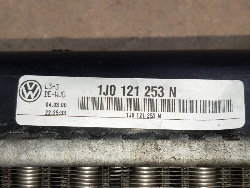 Recambio de radiador agua para audi a3 (8l) 1.6 referencia OEM IAM 1J0121253N  