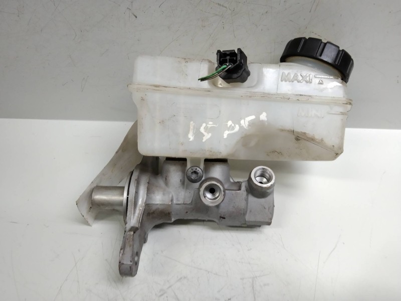 Recambio de bomba freno para dacia sandero 1.5 dci diesel fap cat referencia OEM IAM   