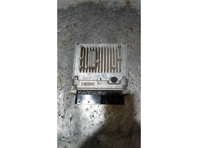Recambio de centralita motor uce para mercedes clase gla (w156) gla 200 cdi (156.908) referencia OEM IAM 28454431 A6519009702 A6