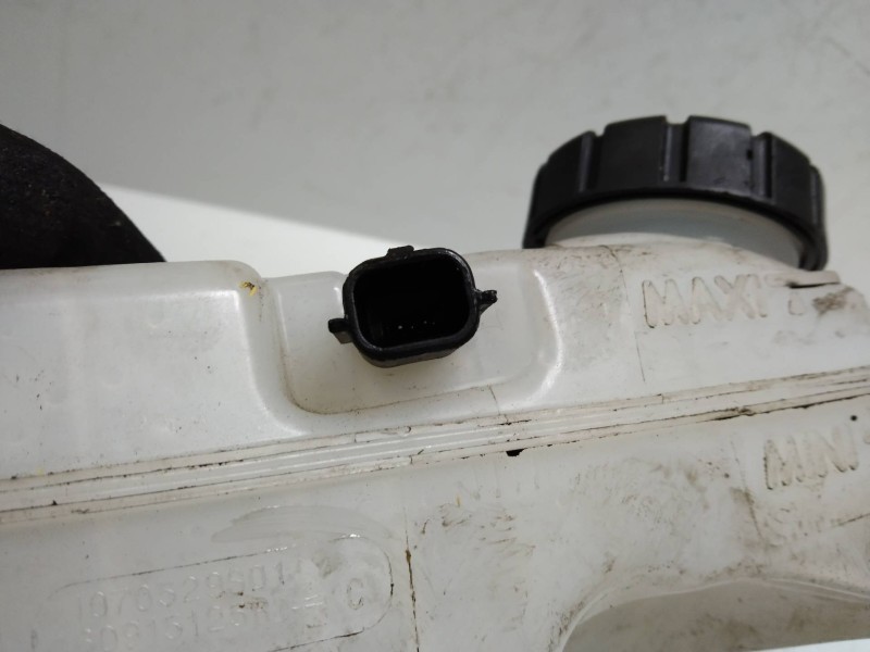 Recambio de bomba freno para dacia sandero 1.5 dci diesel fap cat referencia OEM IAM   