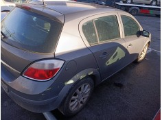 opel astra h berlina del año 2005 2