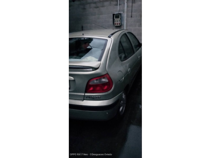 renault megane i fase 2 berlina (ba0) del año 2001