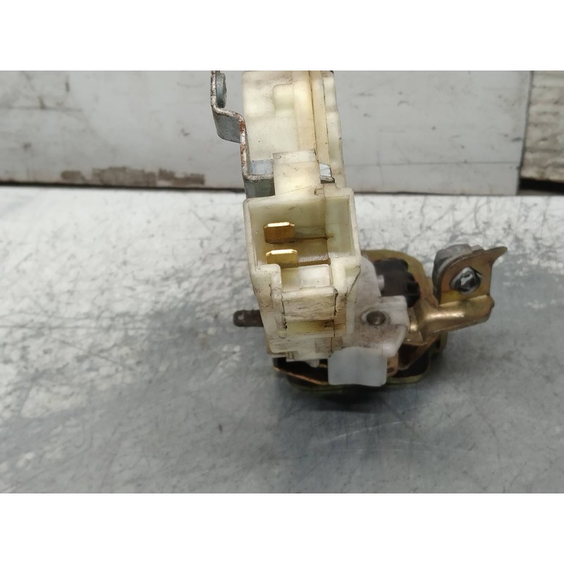 Recambio de motor cierre centralizado trasero izquierdo para nissan almera (n16/e) acenta referencia OEM IAM 82553BM760 0892052B