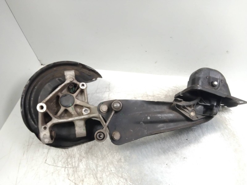 Recambio de mangueta trasera izquierda para volkswagen scirocco (137) 1.4 tsi (118kw) referencia OEM IAM   