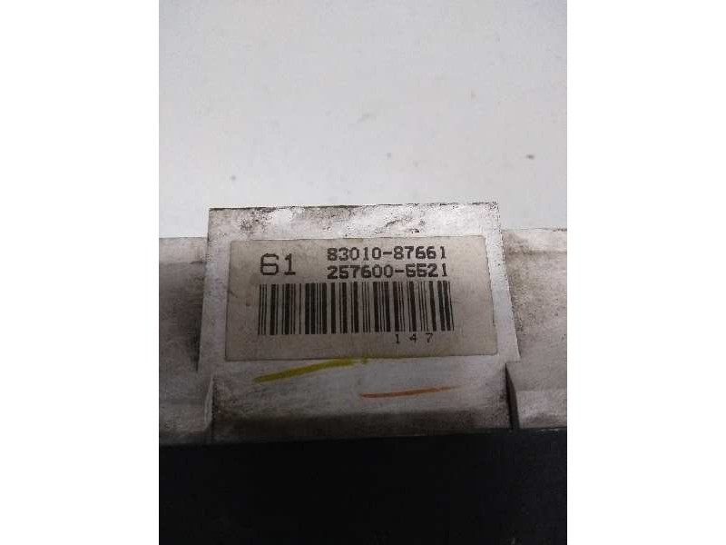 Recambio de cuadro instrumentos para bmw bertone 2.4 td referencia OEM IAM 8301087661 2576005521 