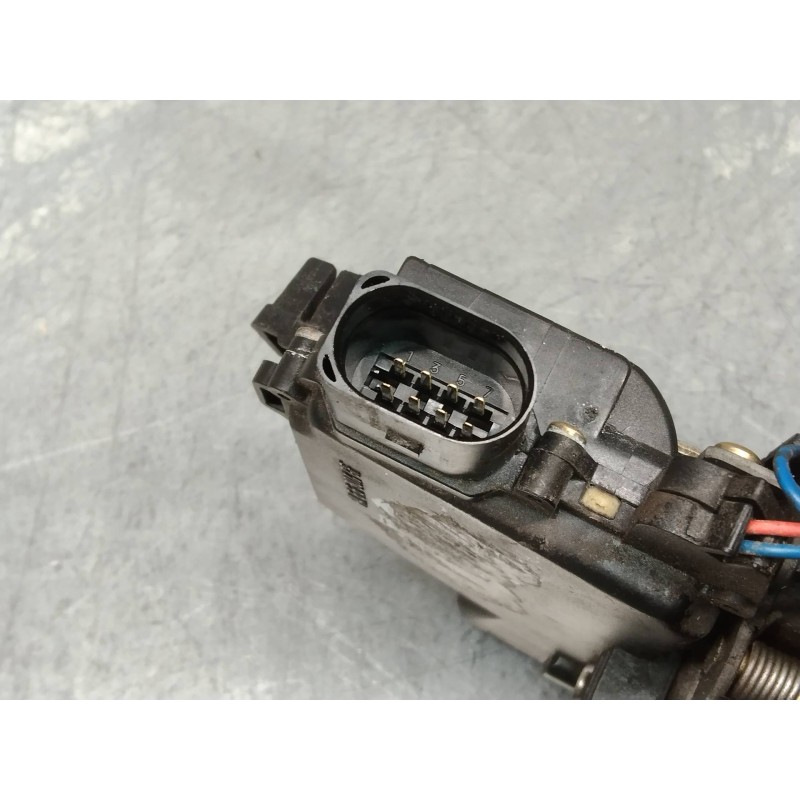 Recambio de motor cierre centralizado delantero derecho para volkswagen golf iv berlina (1j1) highline referencia OEM IAM   3P