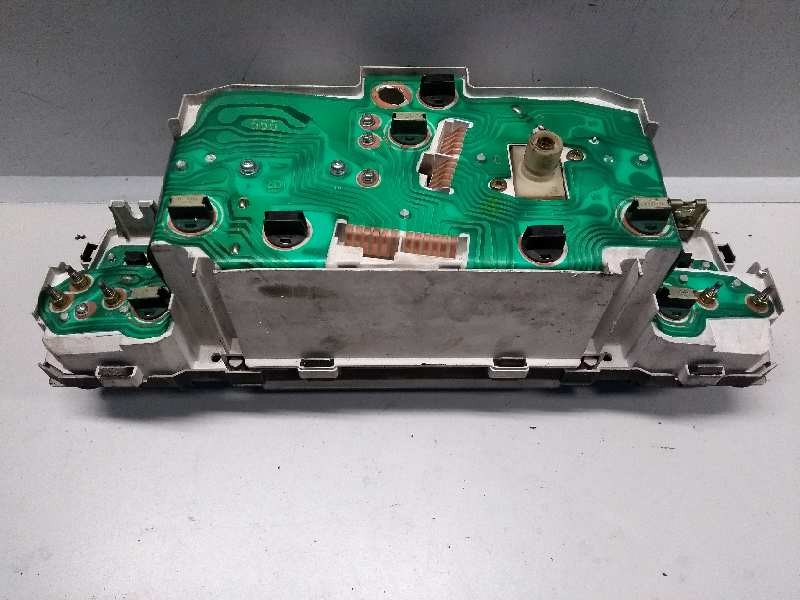 Recambio de cuadro instrumentos para bmw bertone 2.4 td referencia OEM IAM 8301087661 2576005520 