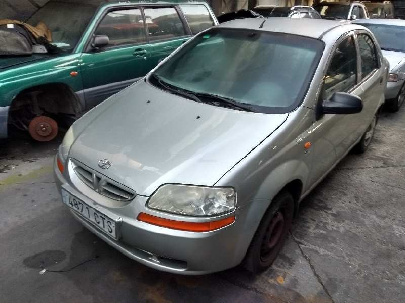 daewoo kalos del año 2004