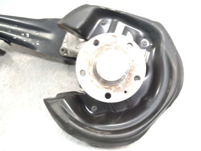 Recambio de mangueta trasera derecha para volkswagen scirocco (138) r-line bmt referencia OEM IAM   