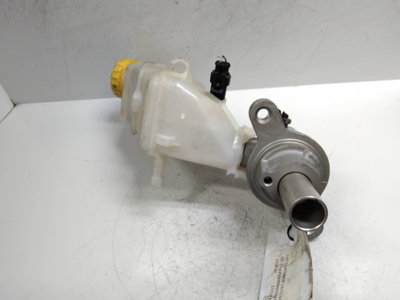 Recambio de bomba freno para fiat fiorino básico referencia OEM IAM 24851B622 101830 