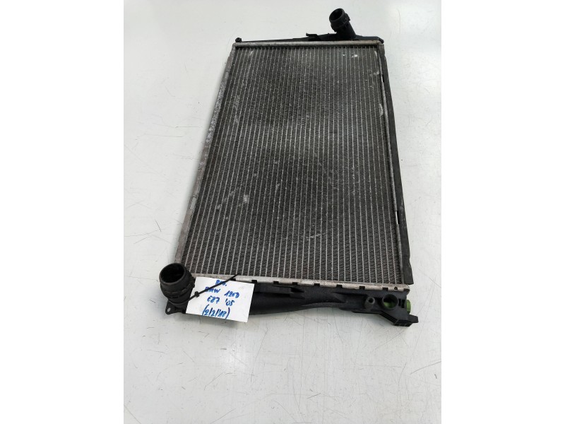 Recambio de radiador agua para bmw serie 1 berlina (e81/e87) 120d referencia OEM IAM 7788901 77889039 3052883