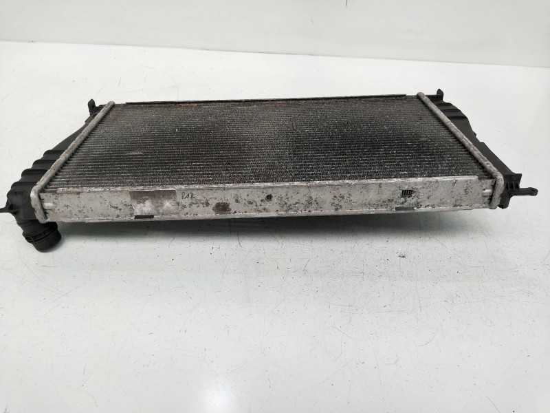 Recambio de radiador agua para bmw serie 1 berlina (e81/e87) 120d referencia OEM IAM 7788901 77889039 3052883