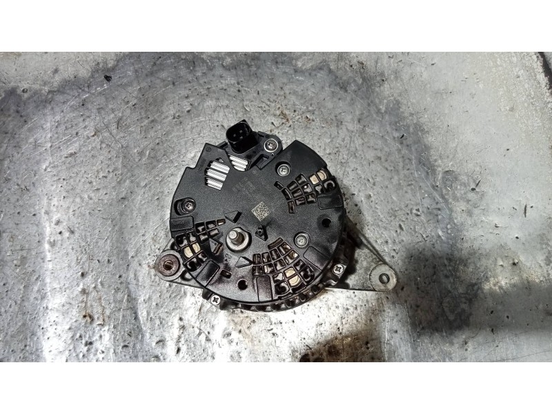 Recambio de alternador para mercedes clase gla (w156) gla 200 cdi (156.908) referencia OEM IAM 0125711028 A0009063322 