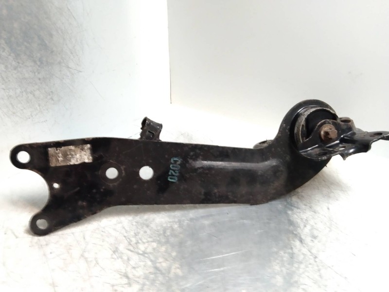 Recambio de brazo suspension superior trasero derecho para fiat croma (194) 1.9 8v jtd cat (939a1000 / 192a8000) referencia OEM 