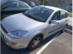 ford focus berlina (cak) del año 2001