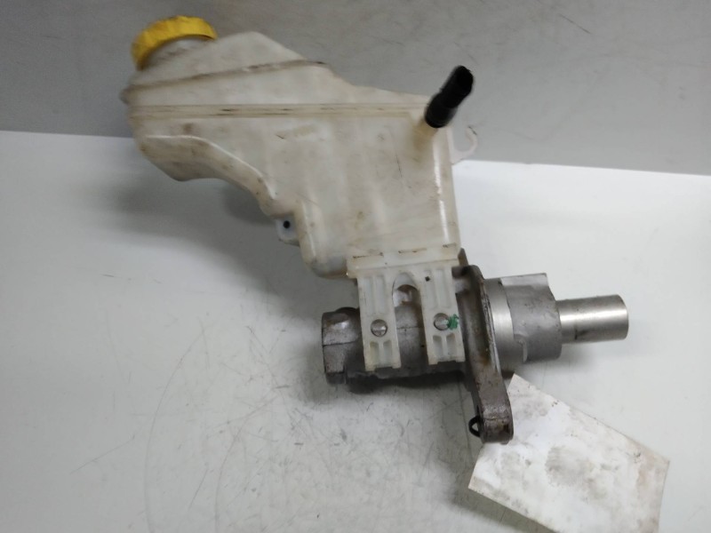 Recambio de bomba freno para fiat grande punto (199) 1.3 16v jtd cat referencia OEM IAM 204Y21768  