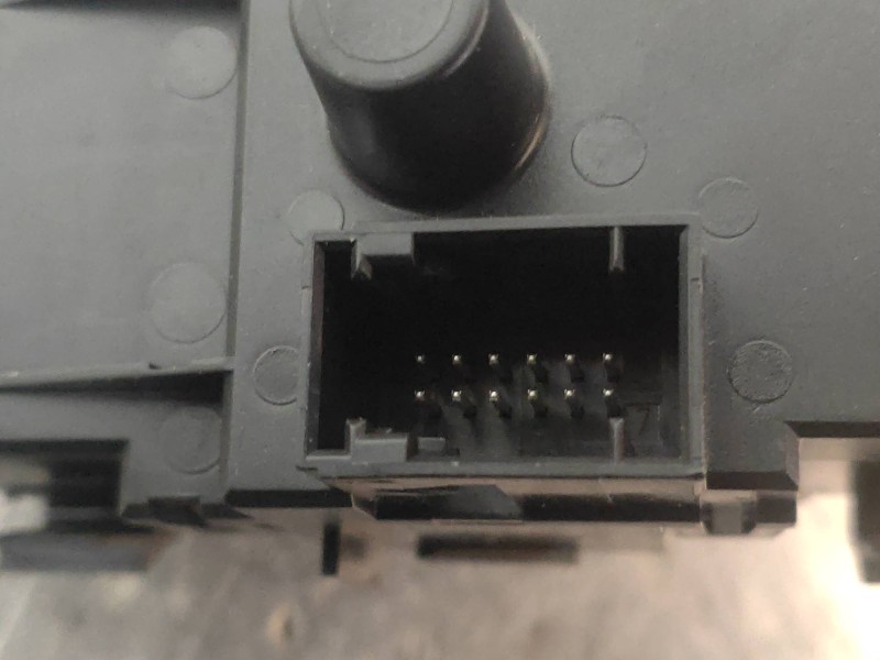 Recambio de mando luces para bmw x1 (e84) xdrive 23d referencia OEM IAM 693279604 33600201 1017501 