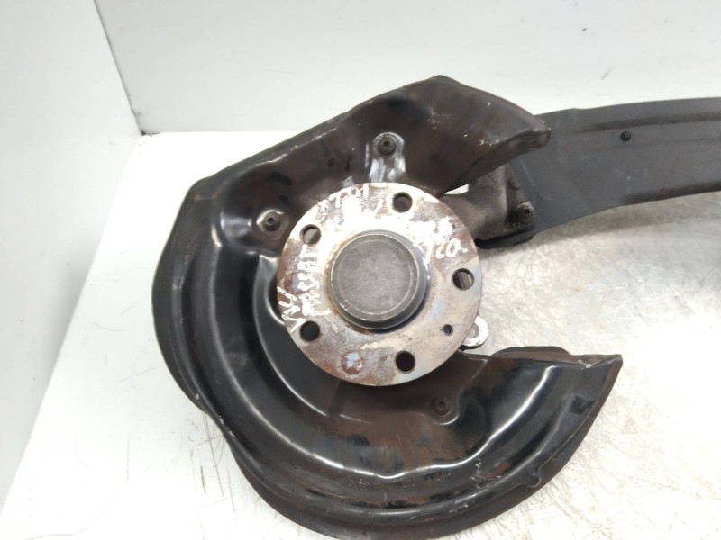 Recambio de mangueta delantera izquierda para volkswagen passat berlina (3c2) 2.0 tdi referencia OEM IAM   