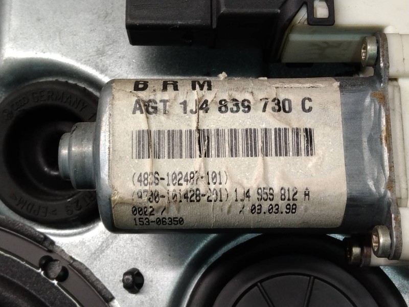 Recambio de elevalunas trasero derecho para volkswagen golf iv berlina (1j1) básico referencia OEM IAM 1J4839756A 1J4839730C 5P