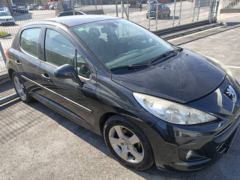 peugeot 207 del año 2009