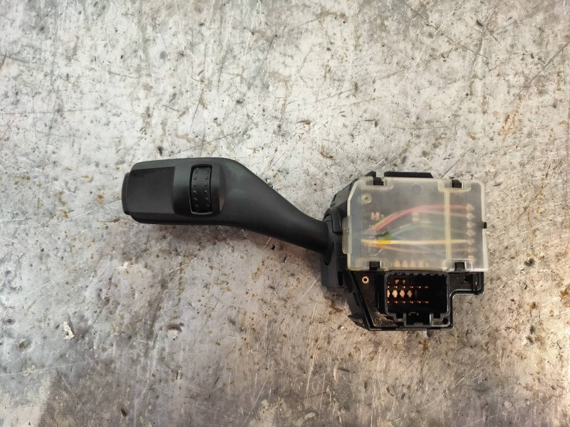 Recambio de mando limpia para ford focus c-max (cap) ambiente (d) referencia OEM IAM 17D346A  