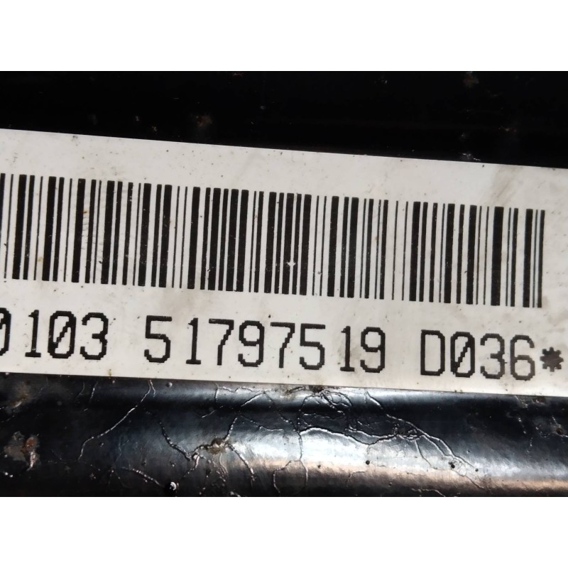 Recambio de brazo suspension superior trasero izquierdo para fiat croma (194) 1.9 8v jtd cat (939a1000 / 192a8000) referencia OE
