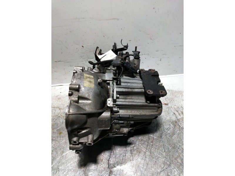 Recambio de caja cambios para kia carens (un) active referencia OEM IAM S720JC 017706 