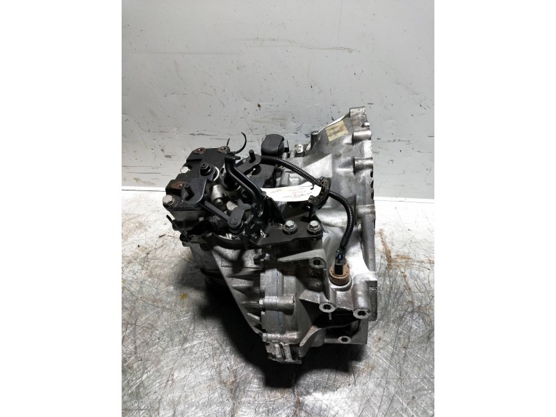 Recambio de caja cambios para kia carens (un) active referencia OEM IAM S720JC 017706 