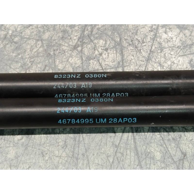 Recambio de amortiguadores maletero / porton para fiat stilo (192) 1.6 16v referencia OEM IAM 46784995  380N