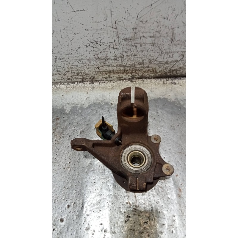 Recambio de mangueta delantera izquierda para citroen xsara berlina 1.6i 16v premier referencia OEM IAM   