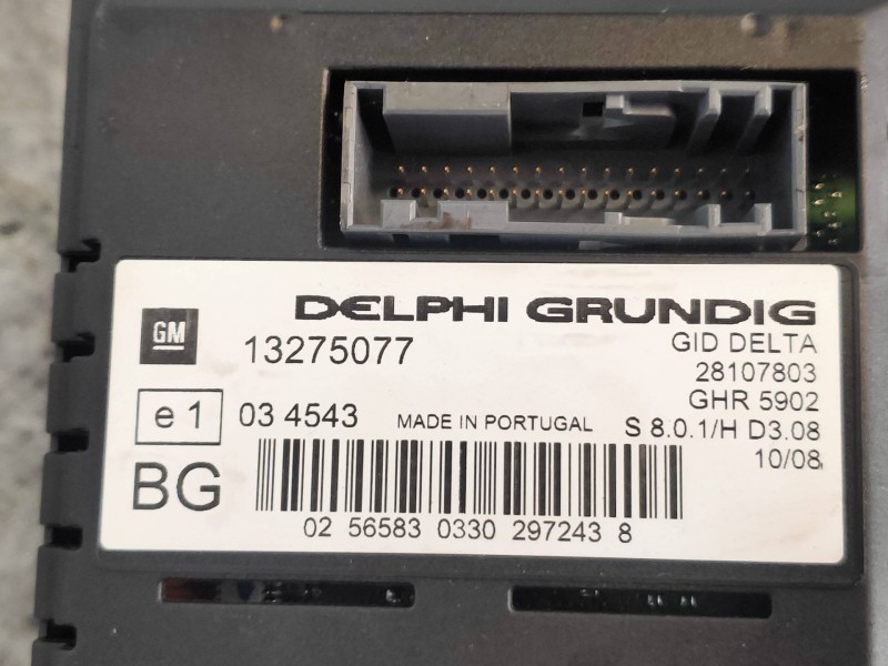 Recambio de pantalla multifuncion para opel astra gtc innovation referencia OEM IAM 13275077 28107803 