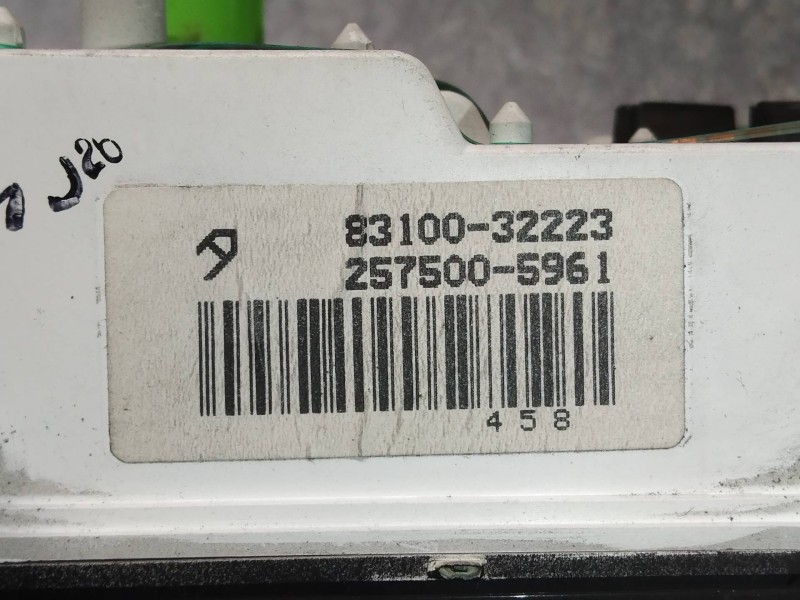 Recambio de cuadro instrumentos para toyota camry (v10) referencia OEM IAM 8310032223 2575005961 