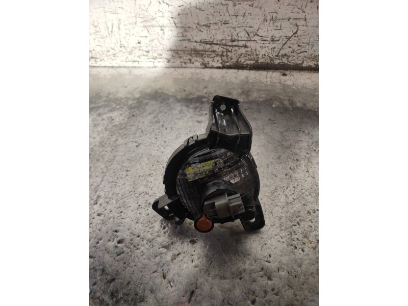 Recambio de faro antiniebla izquierdo para kia rio (yb) attract referencia OEM IAM   