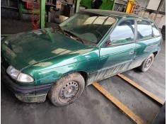 opel astra f berlina del año 1995