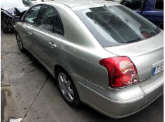 toyota avensis berlina (t25) del año 2006 2