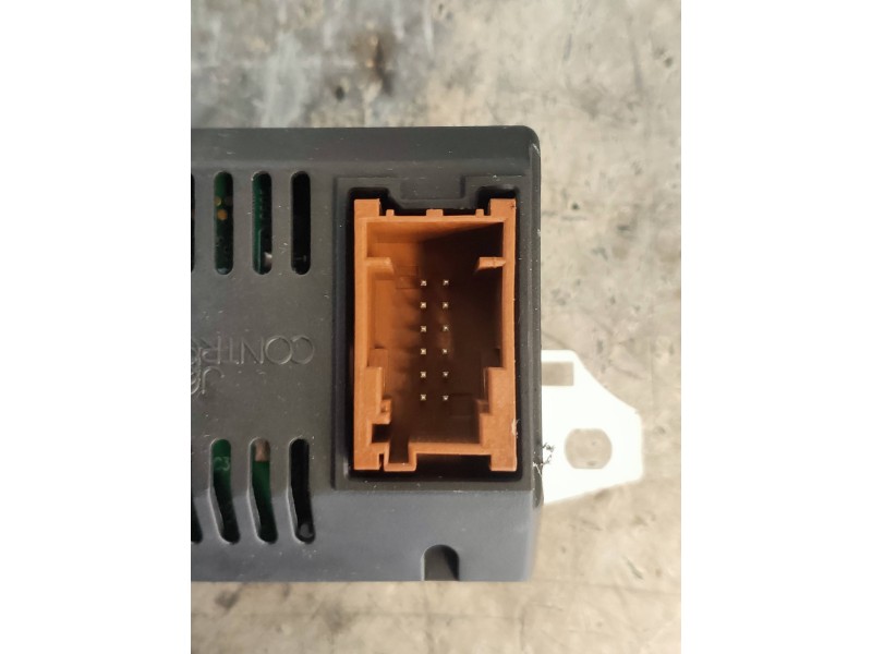 Recambio de pantalla multifuncion para citroen c4 berlina lx referencia OEM IAM 9665614780 1797811 