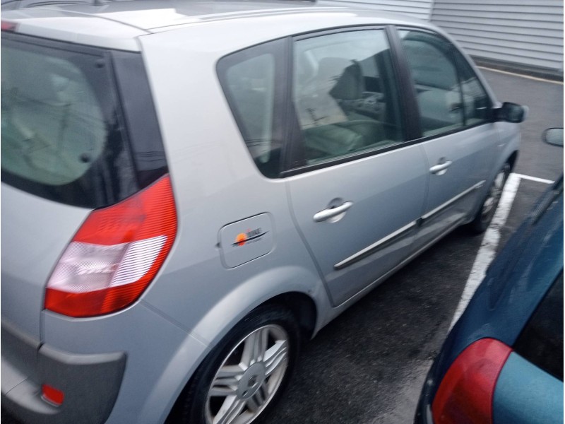 renault scenic ii del año 2003