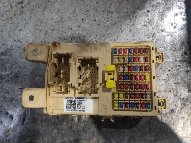 Recambio de caja reles / fusibles para kia rio (yb) attract referencia OEM IAM 91950H8570  JB57