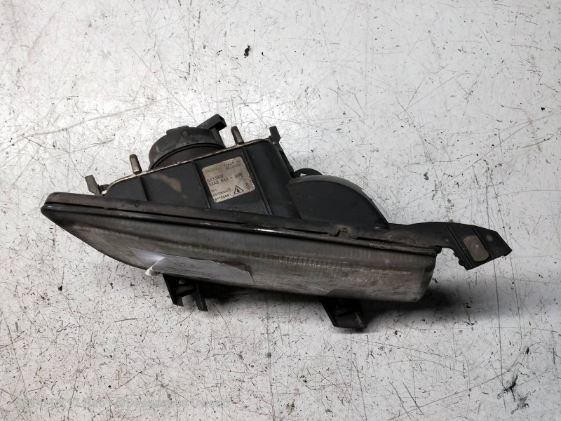 Recambio de faro antiniebla izquierdo para saab 9-3 coupé 2.2 tid s referencia OEM IAM 5333802  