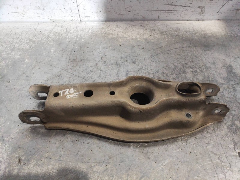 Recambio de brazo suspension superior trasero derecho para bmw x1 (e84) xdrive 23d referencia OEM IAM   