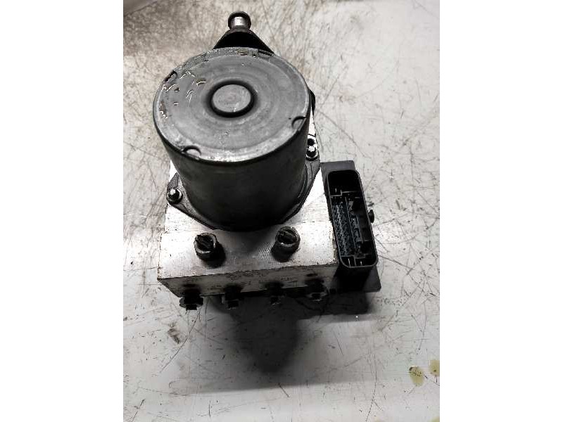 Recambio de abs para mercedes vito kombi (639) 2.1 cdi cat referencia OEM IAM 0265252159 0265951919 10517J0068 A0084316412