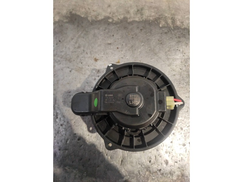 Recambio de motor calefaccion para kia rio (yb) attract referencia OEM IAM F00S3B2570 97113H8000 