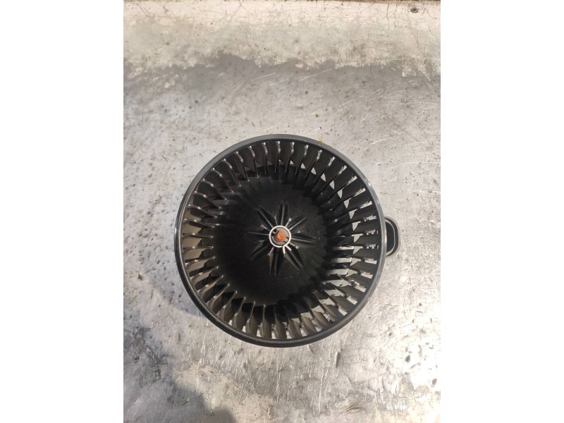 Recambio de motor calefaccion para kia rio (yb) attract referencia OEM IAM F00S3B2570 97113H8000 