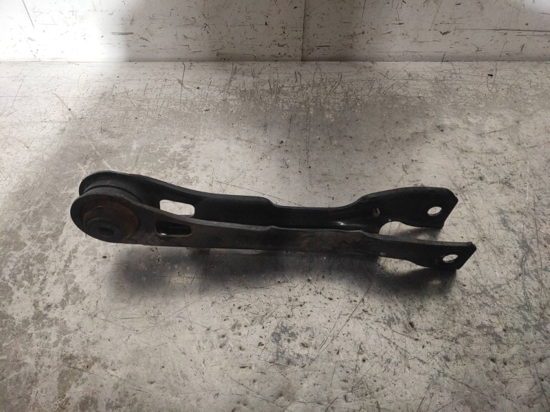 Recambio de tirante trasero izquierdo para bmw x1 (e84) xdrive 23d referencia OEM IAM 6782168  