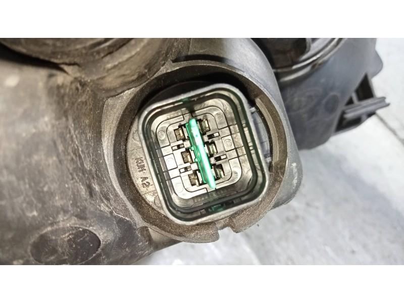 Recambio de faro izquierdo para kia carens (un) emotion referencia OEM IAM   